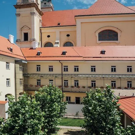 Na Knizeci Ceste Valtice Exterior photo