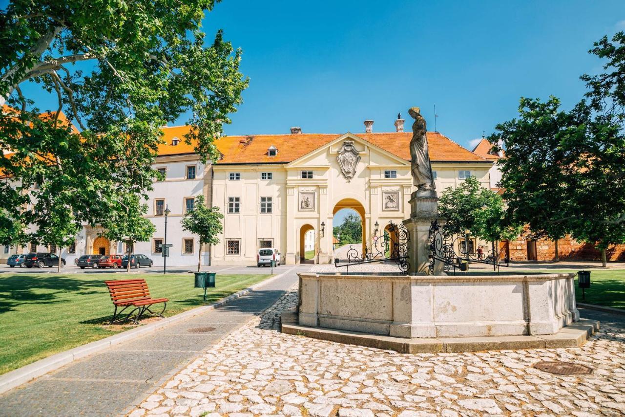 Na Knizeci Ceste Valtice